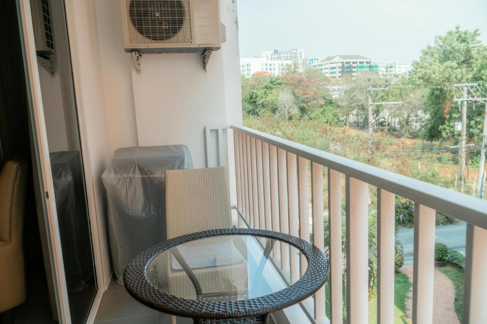 Apartment New Nordic Trend 5 By Apartwell Pattaya